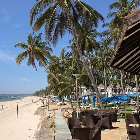 Kenya Bay Beach Hotel Бамбури Екстериор снимка