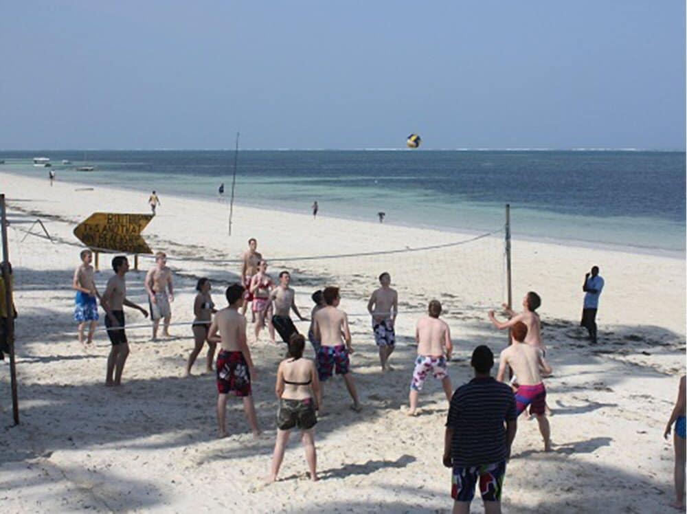 Kenya Bay Beach Hotel Бамбури Екстериор снимка